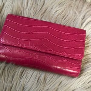 Women’s multi pocket wallet